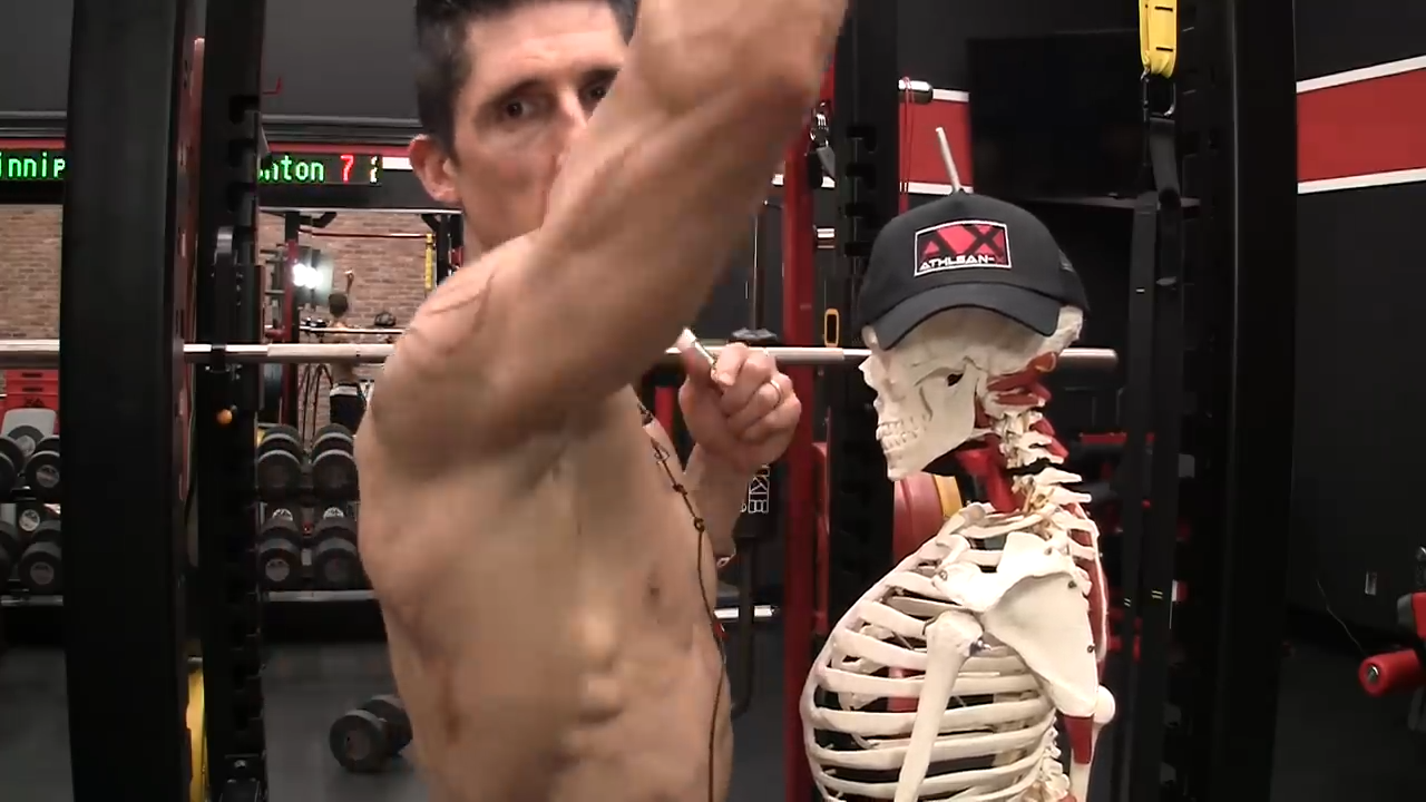 shoulder press arm and shoulder joint positioning