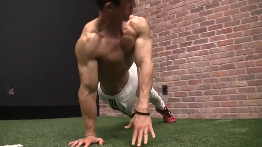 twisting knee pushup