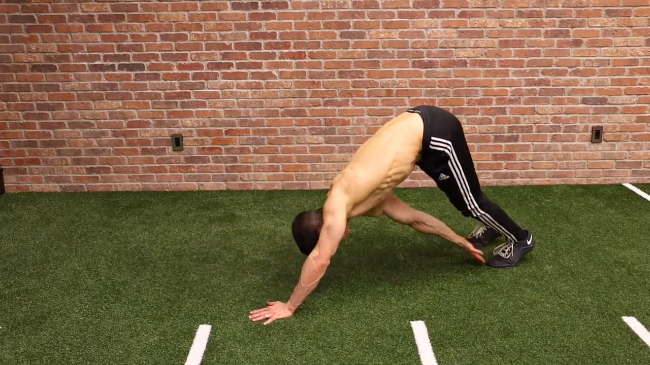 pushup toe tap