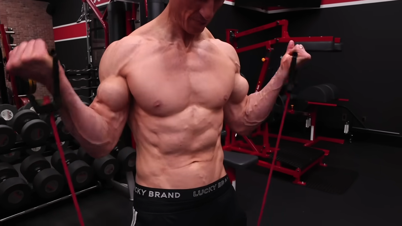 banded bicep curl